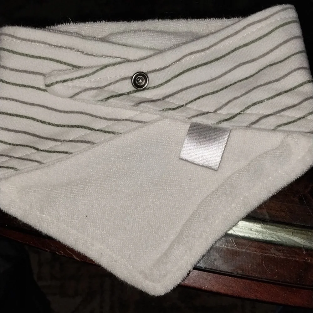 Modern Baby Baby bib Onesize White
